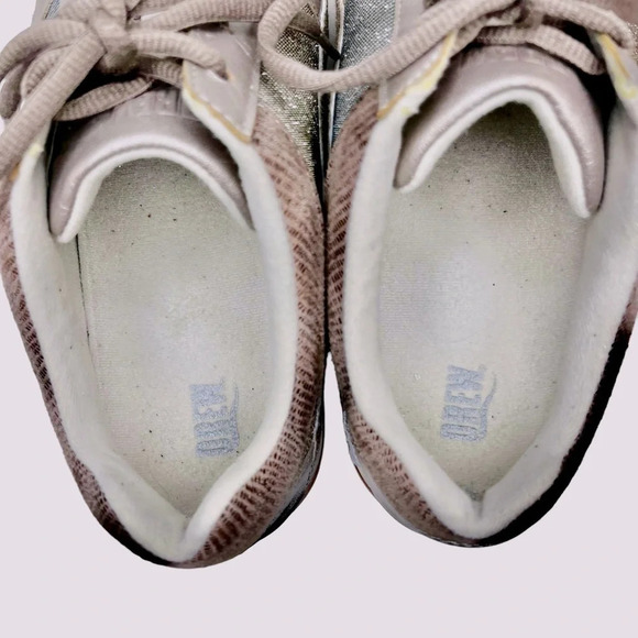 DREW Tuscany Sneaker in Pewter Leather/Glitter Mesh Size 9.5 - Picture 9 of 14